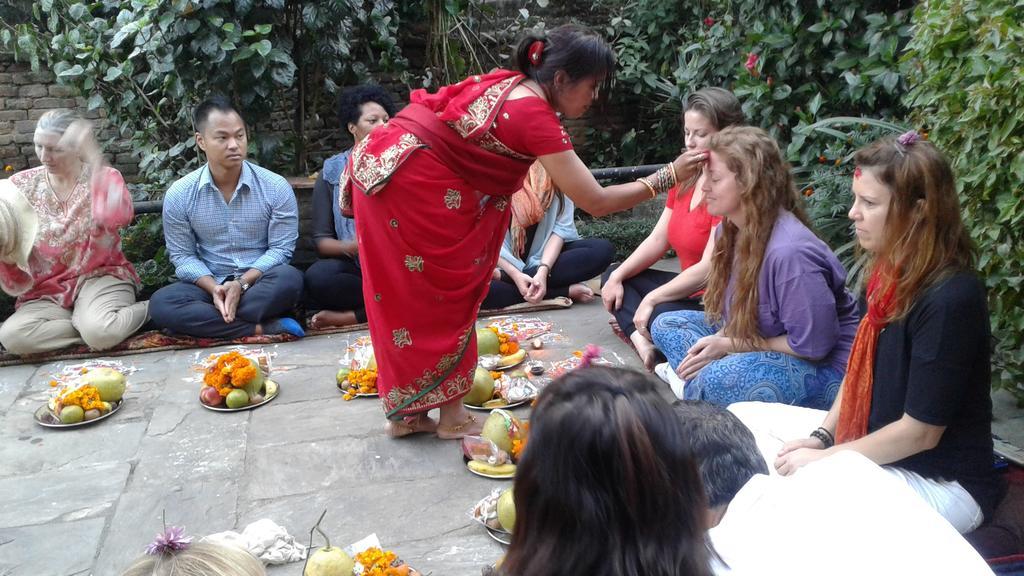 Pradhan House - Home Stay With Garden Bhaktapur Bagian luar foto