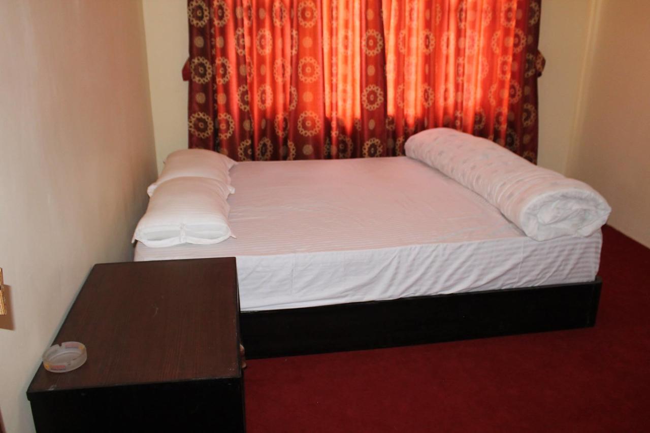 Pradhan House - Home Stay With Garden Bhaktapur Bagian luar foto
