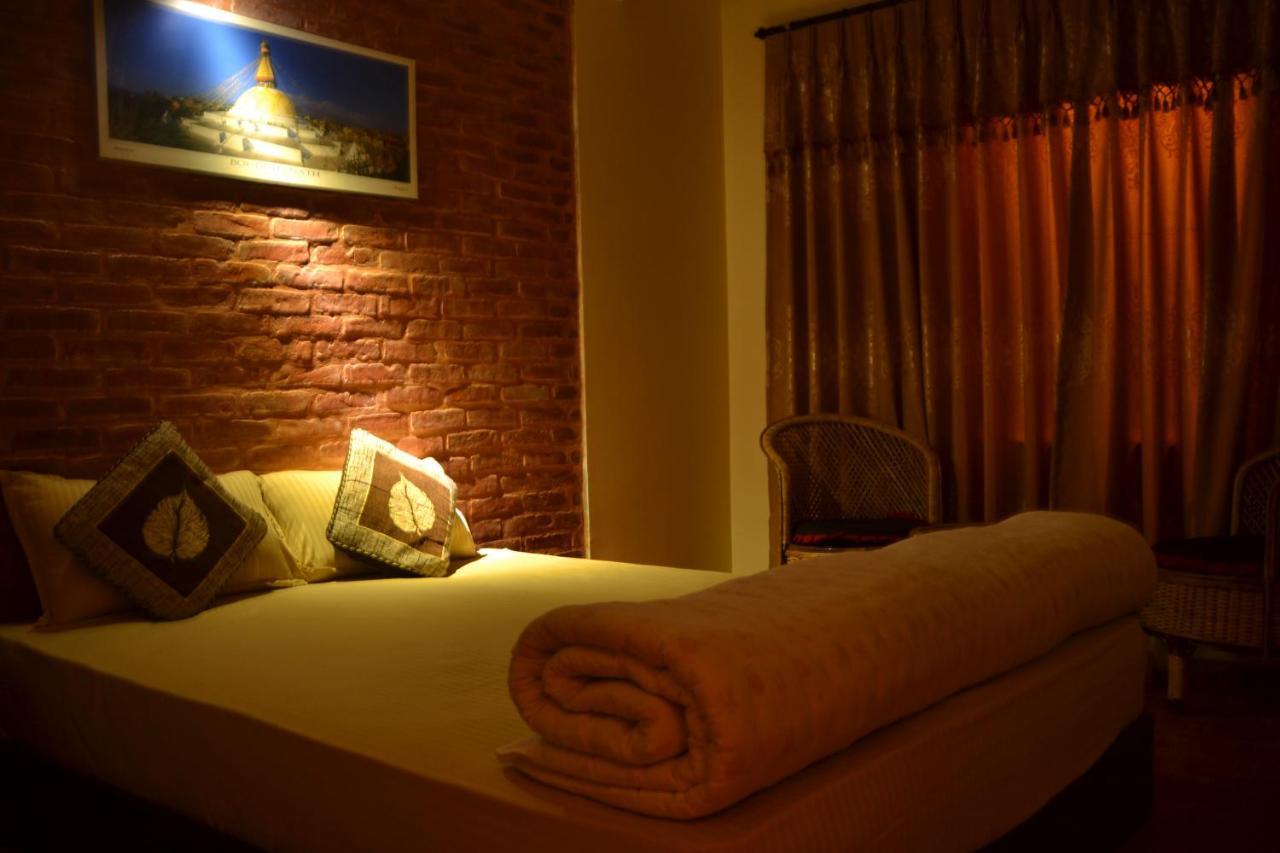 Pradhan House - Home Stay With Garden Bhaktapur Bagian luar foto