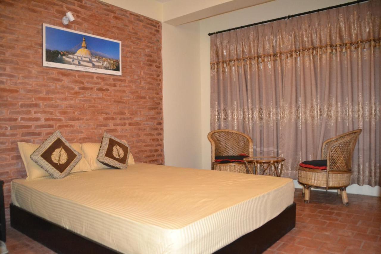 Pradhan House - Home Stay With Garden Bhaktapur Bagian luar foto