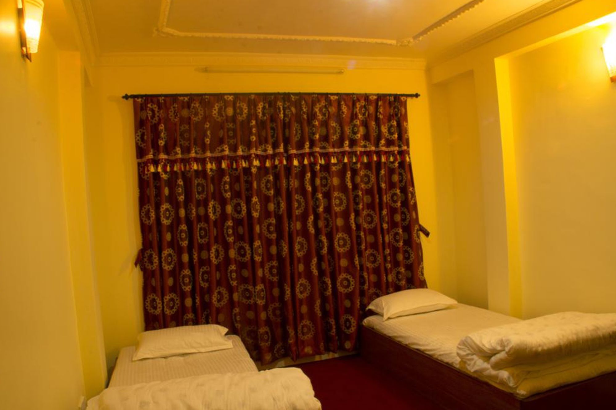 Pradhan House - Home Stay With Garden Bhaktapur Bagian luar foto