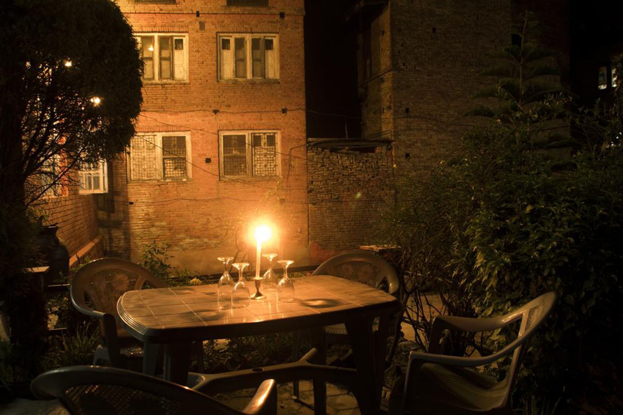 Pradhan House - Home Stay With Garden Bhaktapur Bagian luar foto